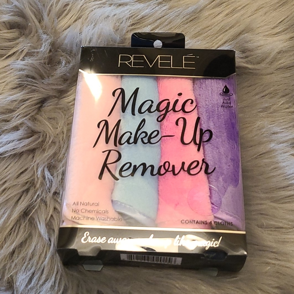 Nwt! Revele Magic Make-Up Remover cloths